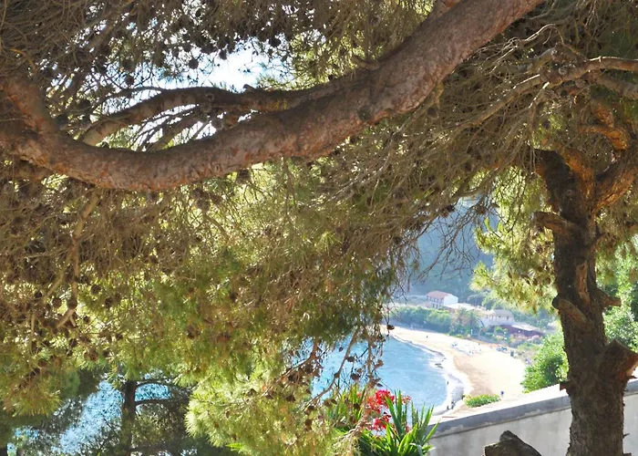 With Swimming Pool And Sea View - Beach, Corfu Apartment Pelekas