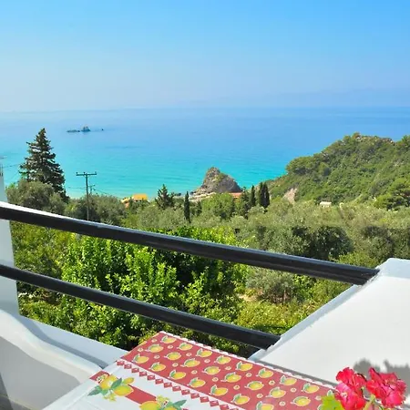 Apartment With Swimming Pool And Sea View - Beach, Corfu