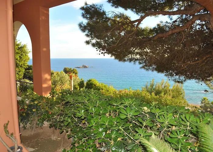 With Swimming Pool And Sea View - Beach, Corfu Appartement Pelekas