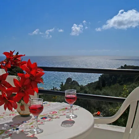 With Swimming Pool And Sea View - Beach, Corfu 公寓 *